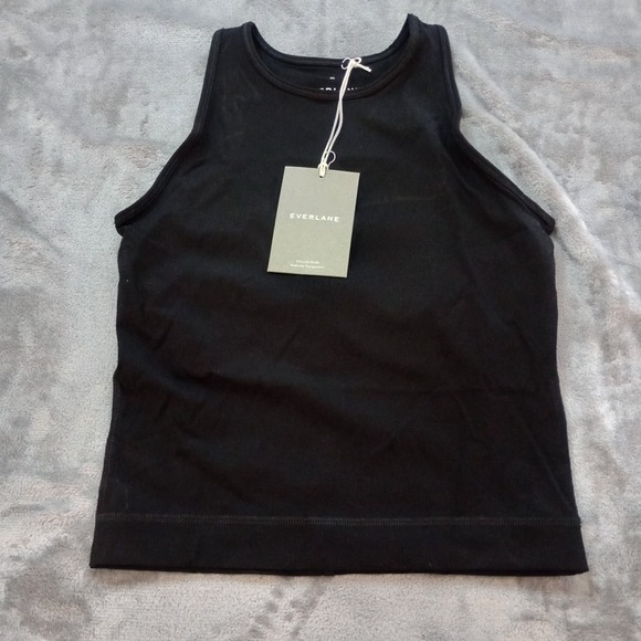 Everlane Tops - Everlane Womens XS Black Perform Cropped Cami Tank Top Athletic Built in Bra